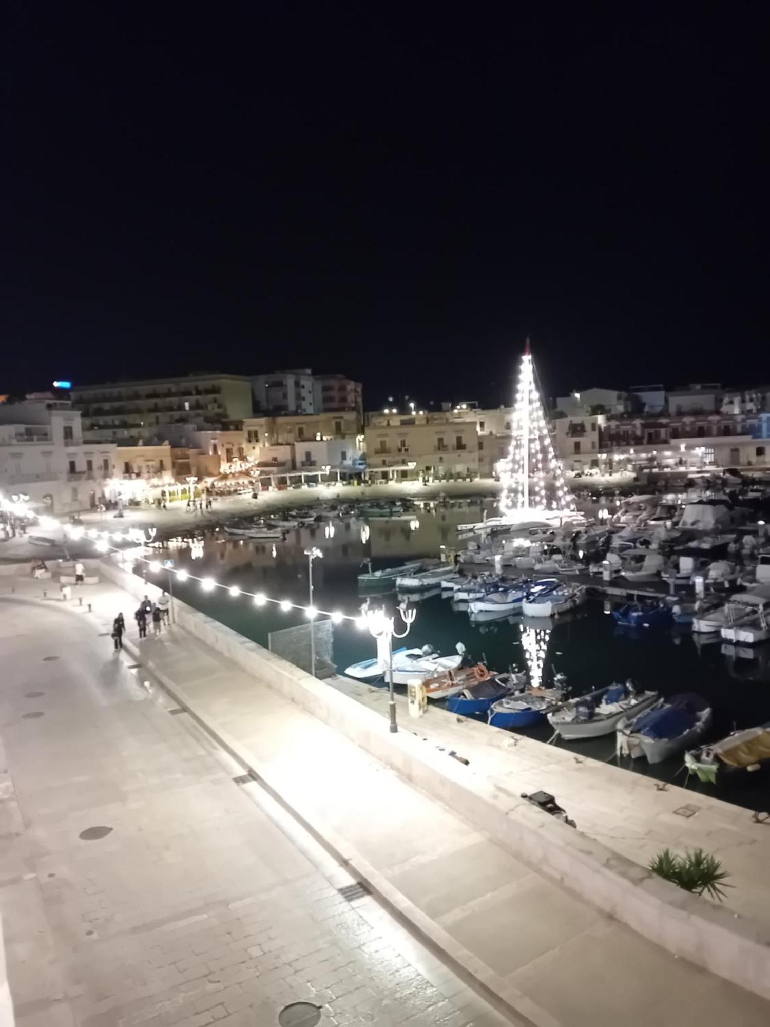 B & B La Grotta Bisceglie Eksteriør billede